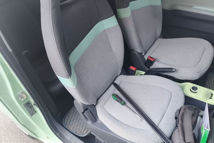 Used Wuling Hongguang MINIEV 2022 Macaron Premium Model – Lithium Iron Phosphate Right Front Seat