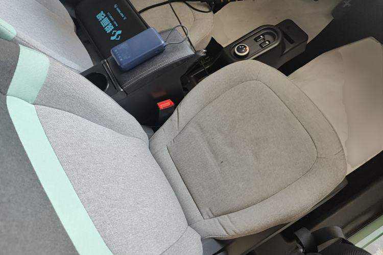 Used Wuling Hongguang MINIEV 2022 Macaron Premium Model – Lithium Iron Phosphate Right Front Seat