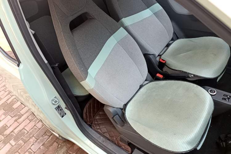 Used Wuling Hongguang MINIEV 2022 Macaron Premium Model – Lithium Iron Phosphate Right Front Seat