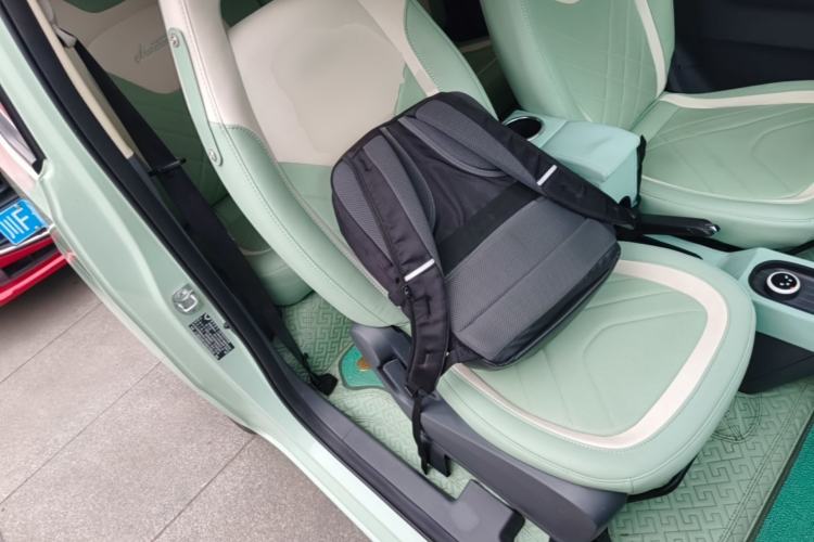 Used Wuling Hongguang MINIEV 2022 Macaron Premium Model – Lithium Iron Phosphate Right Front Seat