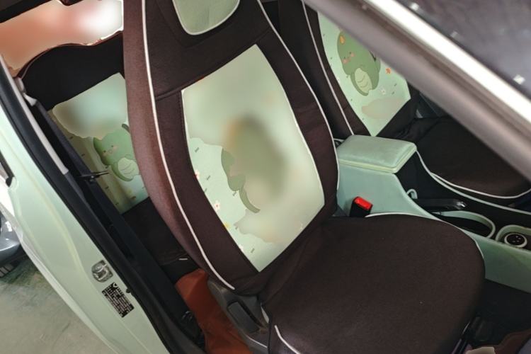 Used Wuling Hongguang MINIEV 2022 Macaron Premium Model – Lithium Iron Phosphate Right Front Seat