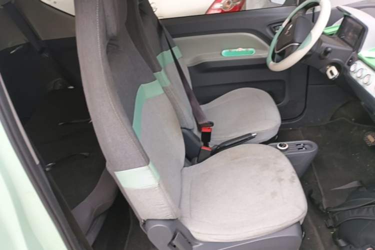 Used Wuling Hongguang MINIEV 2022 Macaron Premium Model – Lithium Iron Phosphate Right Front Seat