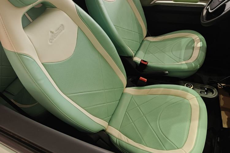 Used Wuling Hongguang MINIEV 2022 Macaron Premium Model – Lithium Iron Phosphate Right Front Seat