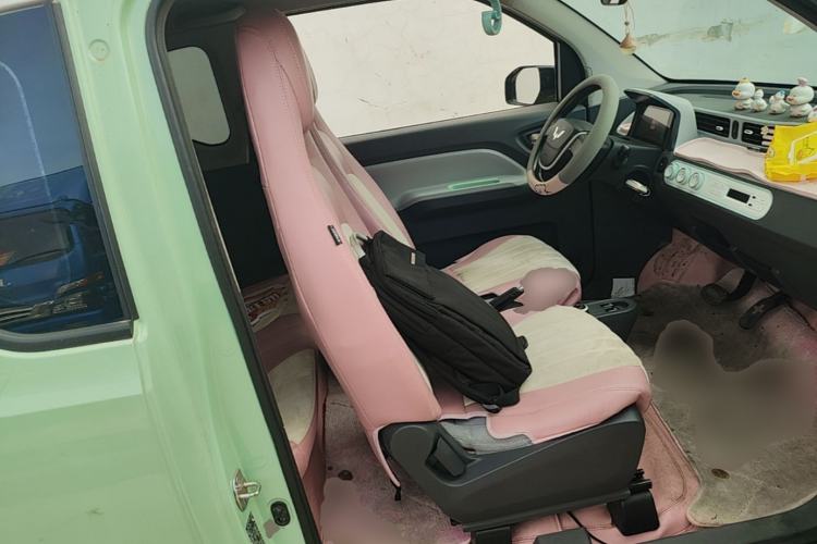 Used Wuling Hongguang MINIEV 2022 Macaron Fashion Edition Lithium-Nickel-Cobalt-Alpha-oxide Right Front Seat