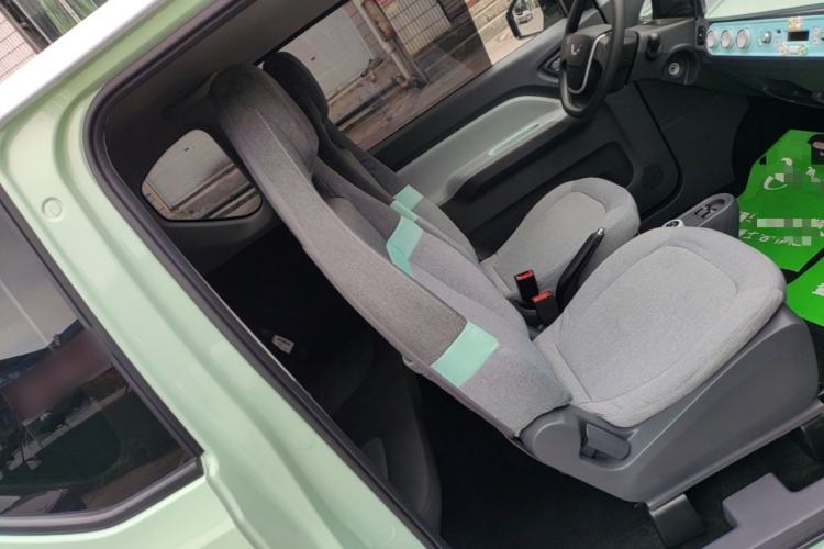 Used Wuling Hongguang MINIEV 2022 Macaron Premium Model – Lithium Iron Phosphate Right Front Seat