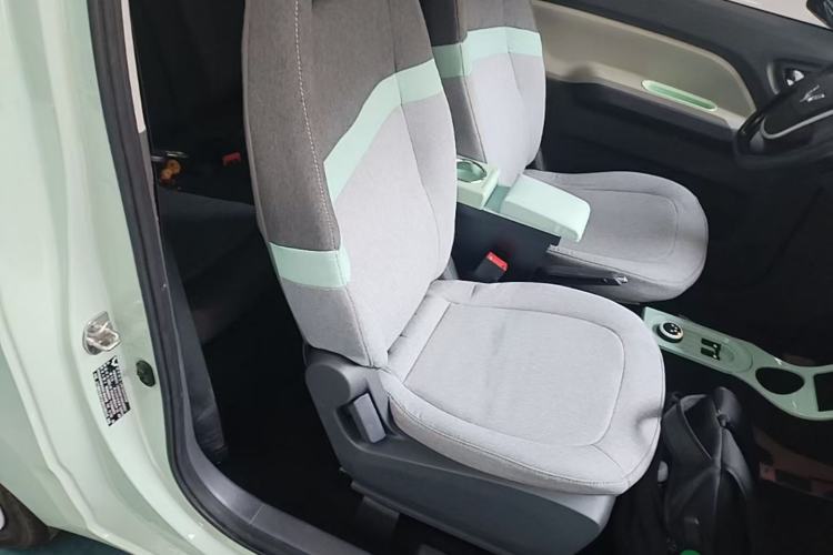 Used Wuling Hongguang MINIEV 2022 Macaron Premium Model – Lithium Iron Phosphate Right Front Seat
