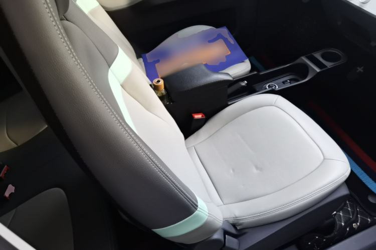 Used Wuling Hongguang MINIEV 2022 Macaron Premium Model – Lithium Iron Phosphate Right Front Seat