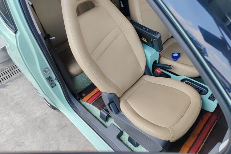 Used Wuling Hongguang MINIEV 2022 Macaron Premium Model – Lithium Iron Phosphate Right Front Seat