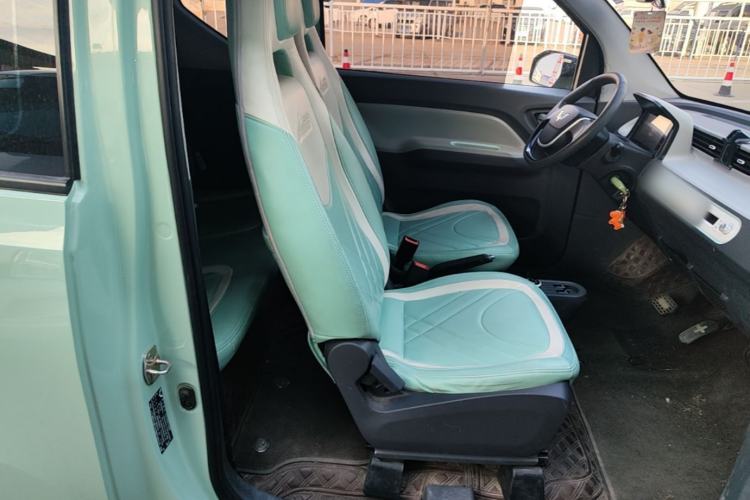 Used Wuling Hongguang MINIEV 2022 Macaron Fashion Model Lithium Iron Phosphate Right Front Seat