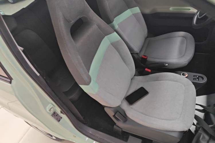 Used Wuling Hongguang MINIEV 2022 Macaron Premium Model – Lithium Iron Phosphate Right Front Seat