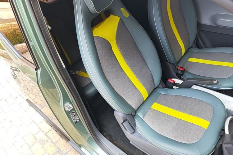 Used Wuling Hongguang MINIEV 2022 GAMEBOY 200km Gaming Edition with Lithium Iron Phosphate Right Front Seat