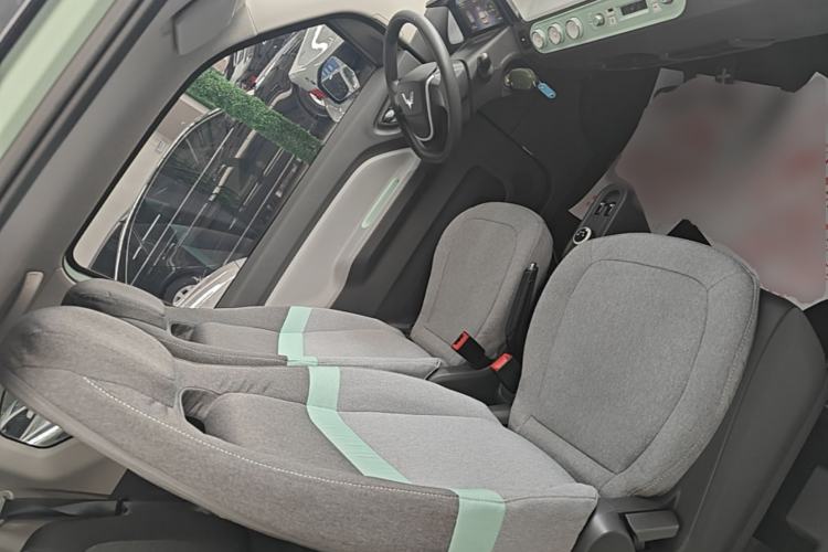 Used Wuling Hongguang MINIEV 2022 Macaron Premium Model – Lithium Iron Phosphate Right Front Seat