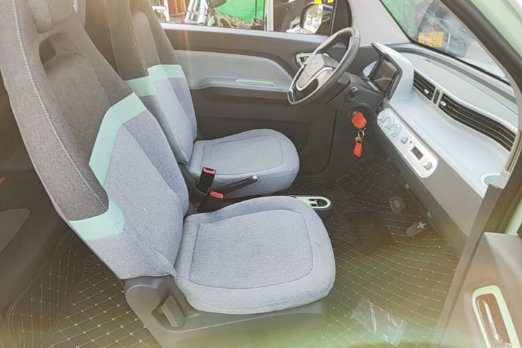 Used Wuling Hongguang MINIEV 2022 Macaron Premium Model – Lithium Iron Phosphate Right Front Seat