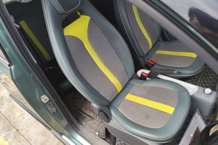 Used Wuling Hongguang MINIEV 2022 GAMEBOY 200km Gaming Edition with Lithium Iron Phosphate Right Front Seat