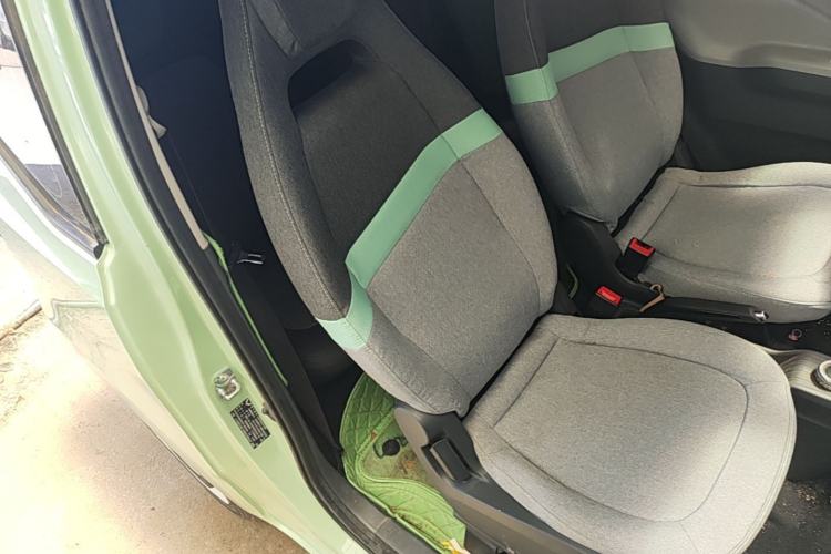 Used Wuling Hongguang MINIEV 2022 Macaron Fashion Model Lithium Iron Phosphate Right Front Seat