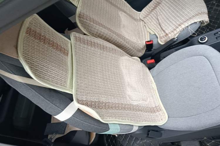 Used Wuling Hongguang MINIEV 2022 Macaron Premium Model – Lithium Iron Phosphate Right Front Seat
