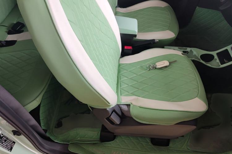 Used Wuling Hongguang MINIEV 2022 Macaron Premium Model – Lithium Iron Phosphate Right Front Seat