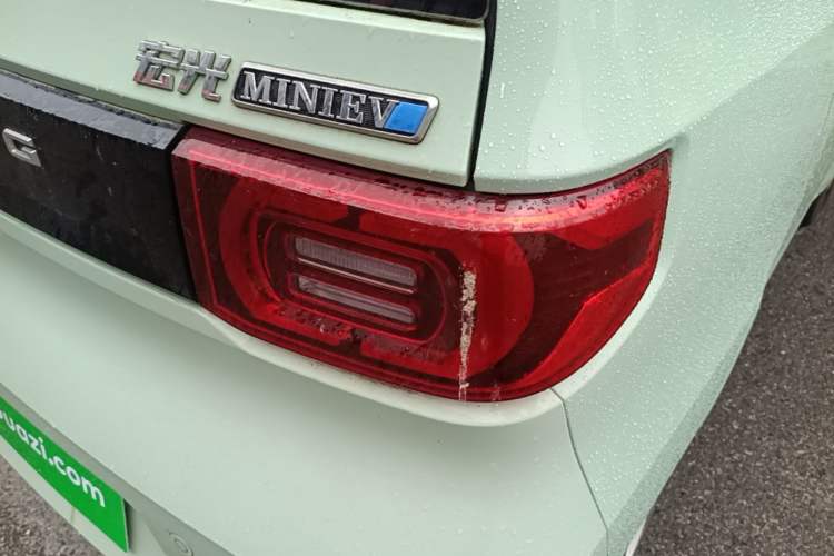 Used Wuling Hongguang MINIEV 2022 Macaron Fashion Model Lithium Iron Phosphate Right Rear Taillight
