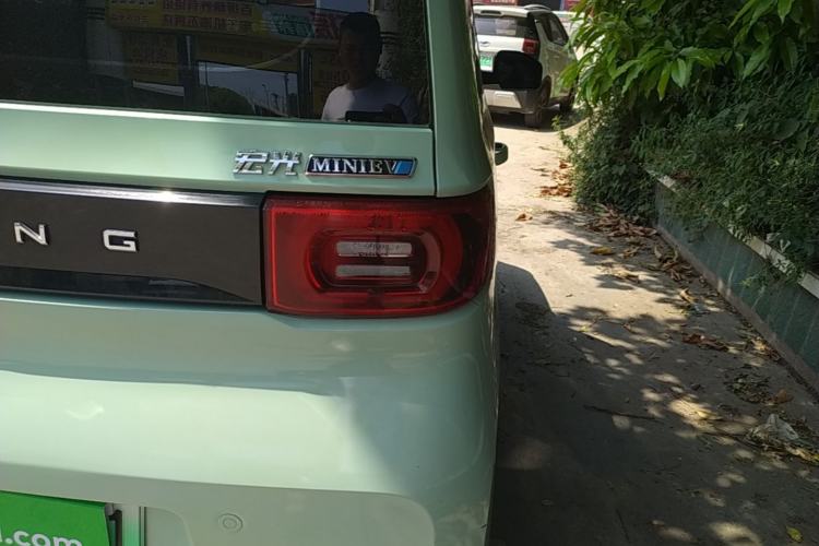 Used Wuling Hongguang MINIEV 2022 Macaron Premium Model – Lithium Iron Phosphate Right Rear Taillight