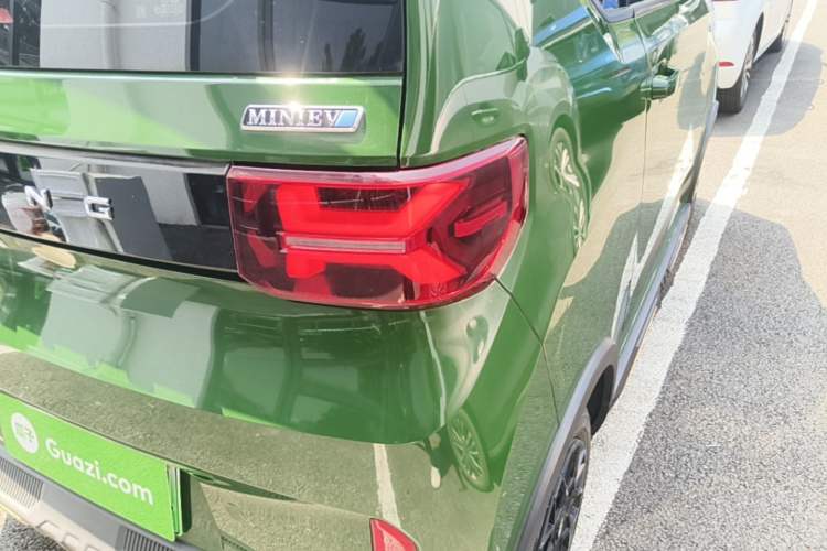 Used Wuling Hongguang MINIEV 2022 GAMEBOY 200km Gaming Edition with Lithium Iron Phosphate Right Rear Taillight