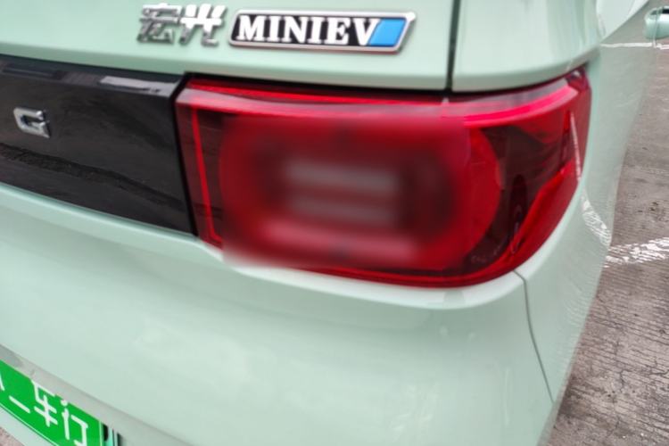 Used Wuling Hongguang MINIEV 2022 Macaron Premium Model – Lithium Iron Phosphate Right Rear Taillight