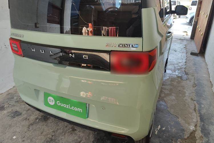 Used Wuling Hongguang MINIEV 2022 Macaron Premium Model – Lithium Iron Phosphate Right Rear Taillight