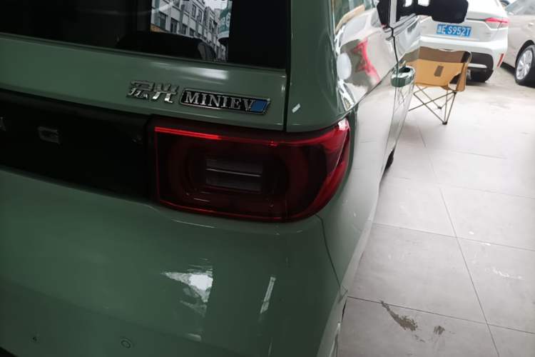 Used Wuling Hongguang MINIEV 2022 Enjoy Edition Lithium Iron Phosphate Right Rear Taillight