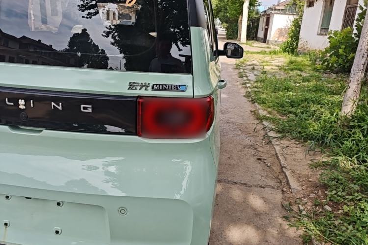 Used Wuling Hongguang MINIEV 2022 Macaron Premium Model – Lithium Iron Phosphate Right Rear Taillight