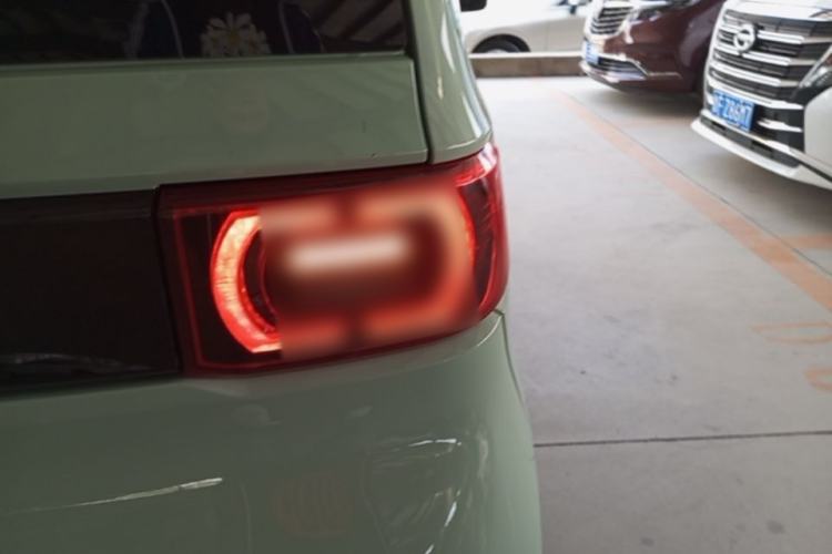 Used Wuling Hongguang MINIEV 2022 Macaron Fashion Edition Lithium-Nickel-Cobalt-Alpha-oxide Right Rear Taillight