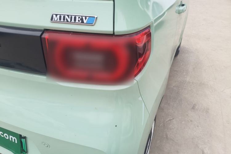 Used Wuling Hongguang MINIEV 2022 Macaron Premium Model – Lithium Iron Phosphate Right Rear Taillight