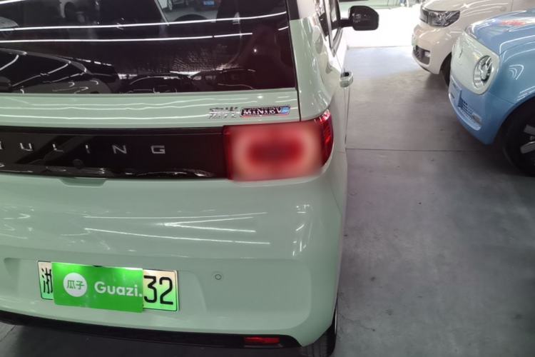 Used Wuling Hongguang MINIEV 2022 Macaron Premium Model – Lithium Iron Phosphate Right Rear Taillight