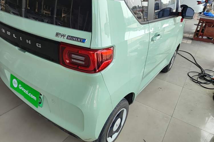 Used Wuling Hongguang MINIEV 2022 Macaron Fashion Model Lithium Iron Phosphate Right Rear Taillight