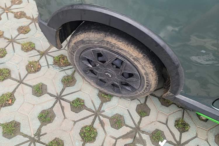 Used Wuling Hongguang MINIEV 2022 GAMEBOY 200km Gaming Edition with Lithium Iron Phosphate Right Rear Wheel Hub