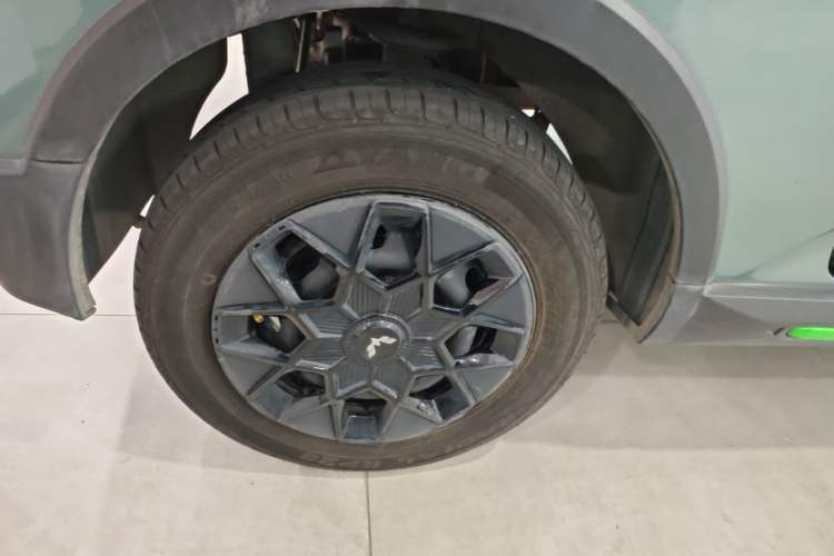 Used Wuling Hongguang MINIEV 2022 GAMEBOY 200km Gaming Edition with Lithium Iron Phosphate Right Rear Wheel Hub