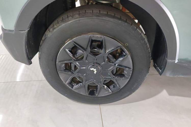 Used Wuling Hongguang MINIEV 2022 GAMEBOY 200km Gaming Edition with Lithium Iron Phosphate Right Rear Wheel Hub
