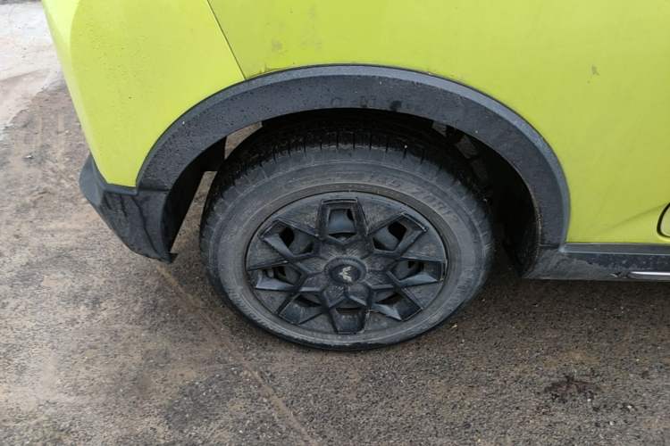 Used Wuling Hongguang MINIEV 2022 GAMEBOY 200km Gaming Edition with Lithium Iron Phosphate Right Rear Wheel Hub