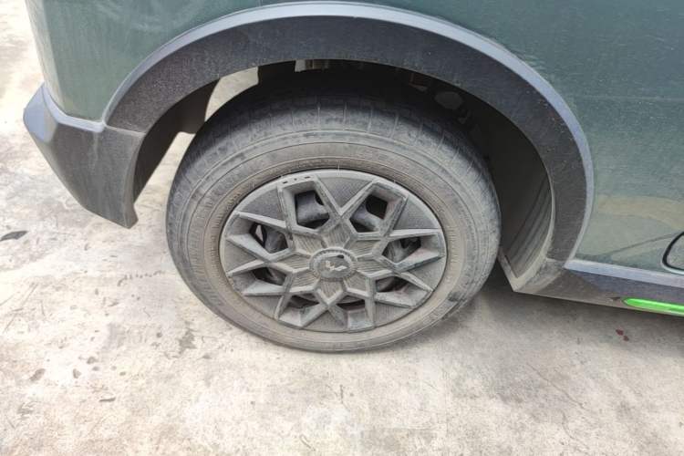 Used Wuling Hongguang MINIEV 2022 GAMEBOY 200km Gaming Edition with Lithium Iron Phosphate Right Rear Wheel Hub