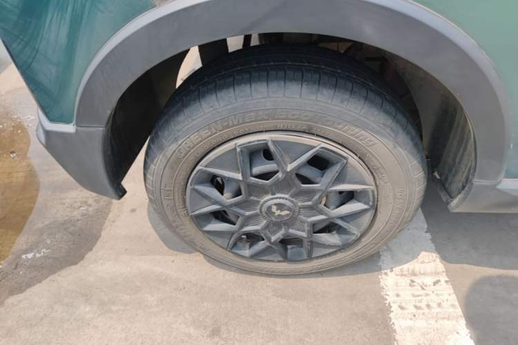 Used Wuling Hongguang MINIEV 2022 GAMEBOY 200km Gaming Edition with Lithium Iron Phosphate Right Rear Wheel Hub