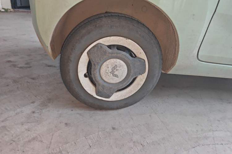 Used Wuling Hongguang MINIEV 2022 Enjoy Edition Lithium Iron Phosphate Right Rear Wheel Hub