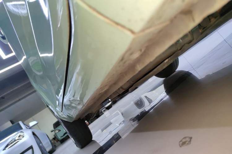 Used Wuling Hongguang MINIEV 2022 Macaron Premium Model – Lithium Iron Phosphate Right Side Sill