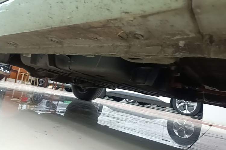 Used Wuling Hongguang MINIEV 2022 Macaron Premium Model – Lithium Ternary Battery Right Side Sill