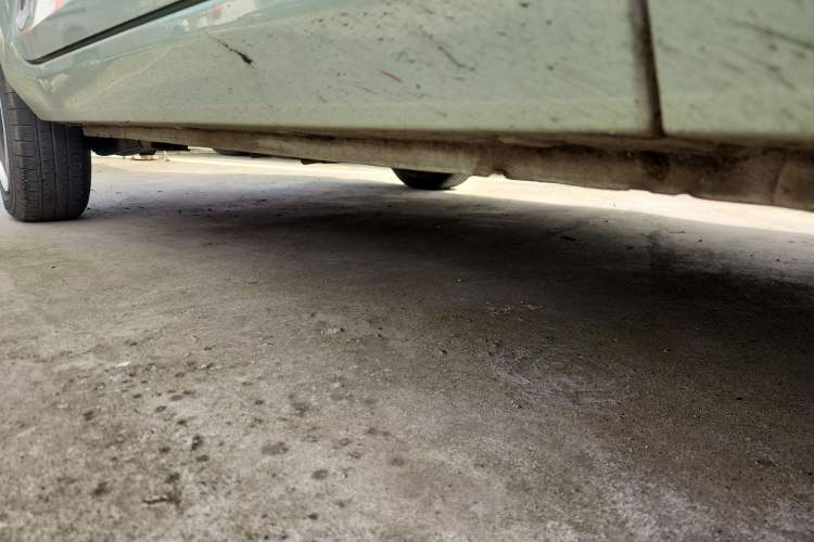 Used Wuling Hongguang MINIEV 2022 Macaron Premium Model – Lithium Ternary Battery Right Side Sill