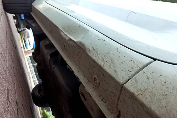 Used Wuling Hongguang MINIEV 2022 Macaron Premium Model – Lithium Iron Phosphate Right Side Sill