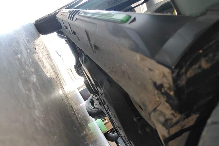Used Wuling Hongguang MINIEV 2022 GAMEBOY 300km Enthusiast Model with Lithium Iron Phosphate Right Side Sill