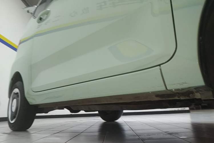 Used Wuling Hongguang MINIEV 2022 Macaron Fashion Model Lithium Iron Phosphate Right Side Sill