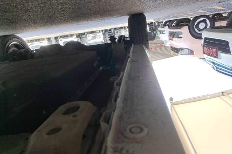 Used Wuling Hongguang MINIEV 2022 Macaron Fashion Model Lithium Iron Phosphate Right Side Sill