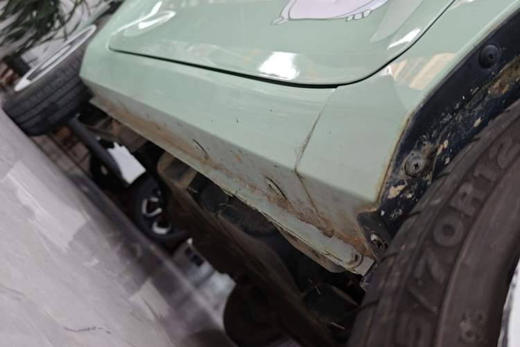 Used Wuling Hongguang MINIEV 2022 Macaron Premium Model – Lithium Iron Phosphate Right Side Sill