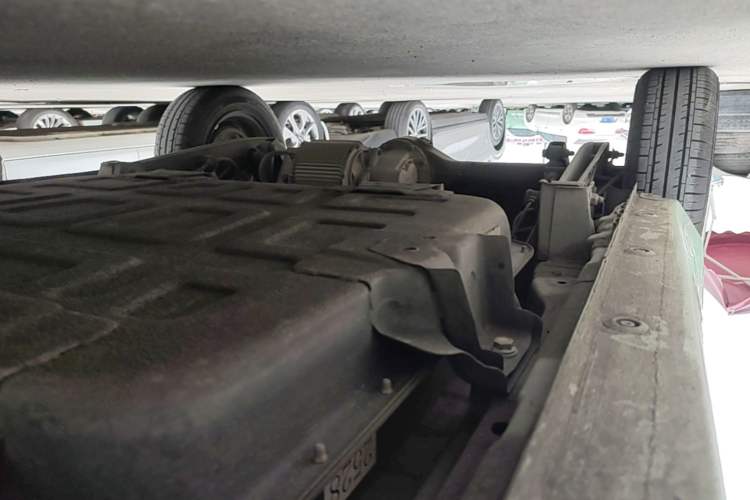 Used Wuling Hongguang MINIEV 2022 Macaron Premium Model – Lithium Iron Phosphate Right Side Sill