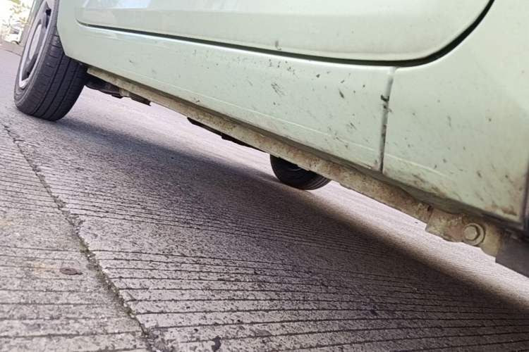 Used Wuling Hongguang MINIEV 2022 Macaron Premium Model – Lithium Iron Phosphate Right Side Sill