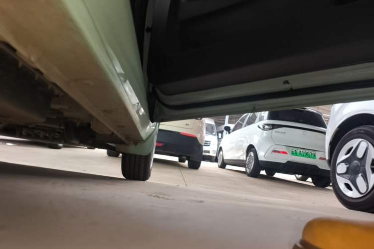 Used Wuling Hongguang MINIEV 2022 Macaron Fashion Model Lithium Iron Phosphate Right Side Sill